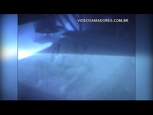 ❤️ Marito filma la moglie che si scopa il vicino e scopre che è un cornuto ❤ Porno duro al it.hentaivost.ru ☑